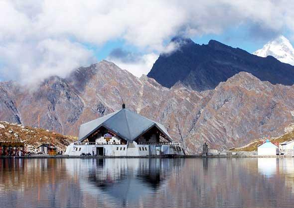 Shri Hemkund Sahib