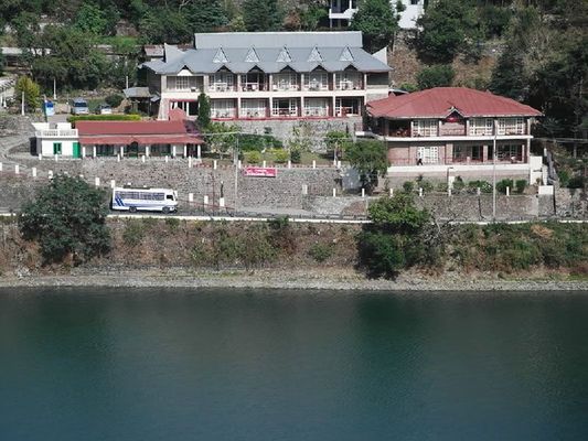 Neelesh Inn