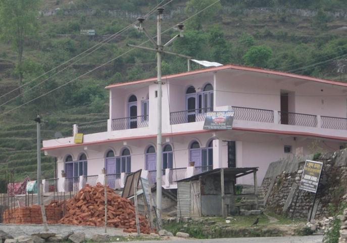 Brahm Kamal Lodge Munsiyari