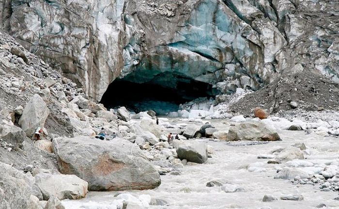 Gaumukh Trek- Gangotri Gaumukh Trekking Expedition,Garh
